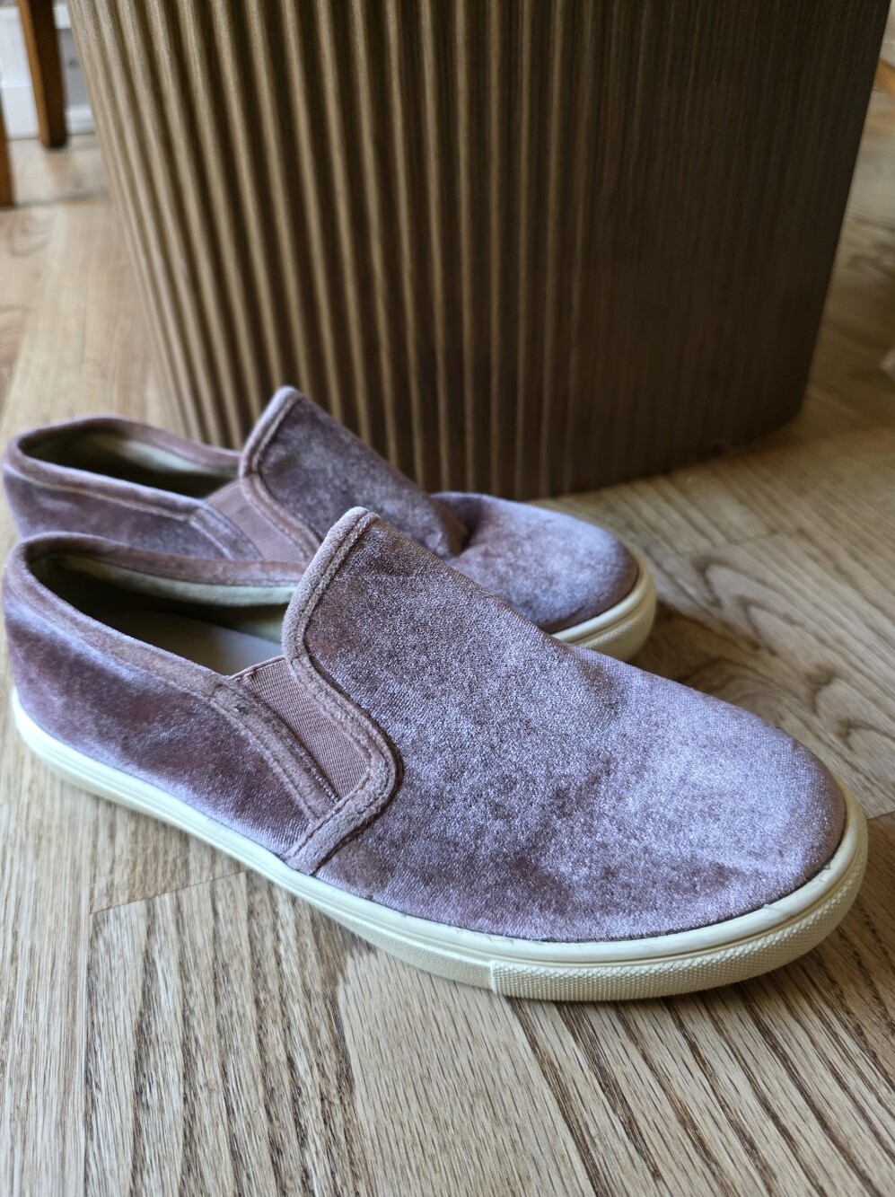 Velvet Slip-On Sneakers - Dusty Rose